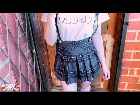❤️ Schoolmeisje zuigt haar lul diep en neukt in plaats van lessen Porno at nl.fullpornercom.ru