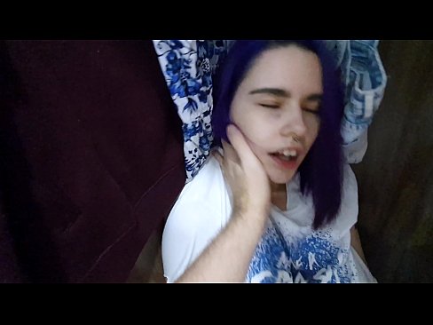 ❤️ Vond mijn zus in de kast en hielp haar klaarkomen Porno at nl.fullpornercom.ru